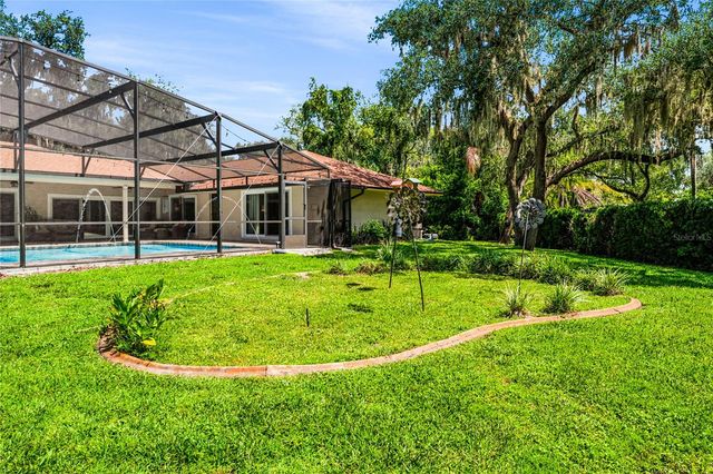 111 LITTLE OAK LANE, Altamonte Springs, FL 32714