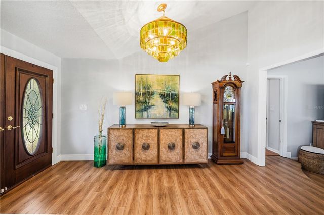 111 LITTLE OAK LANE, Altamonte Springs, FL 32714