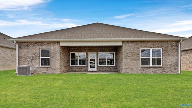 17650 Sapphire Lane, Athens, AL 35749