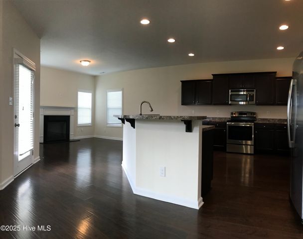 114 Regatta Way, Sneads Ferry, NC 28460