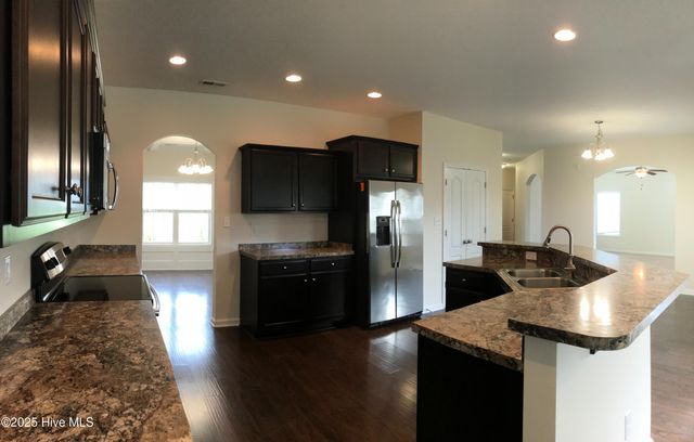 114 Regatta Way, Sneads Ferry, NC 28460