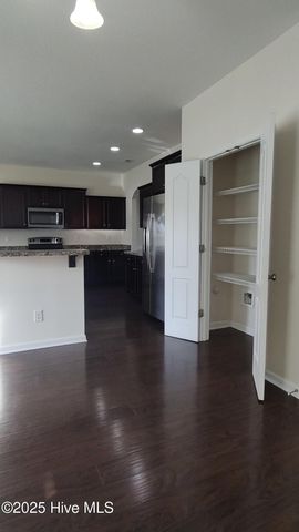 114 Regatta Way, Sneads Ferry, NC 28460