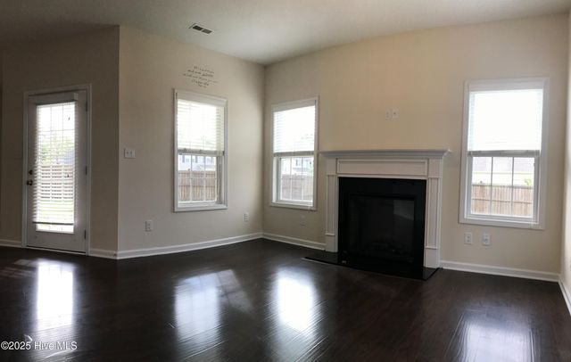 114 Regatta Way, Sneads Ferry, NC 28460