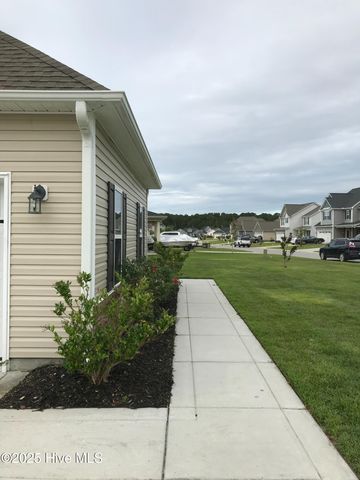 114 Regatta Way, Sneads Ferry, NC 28460