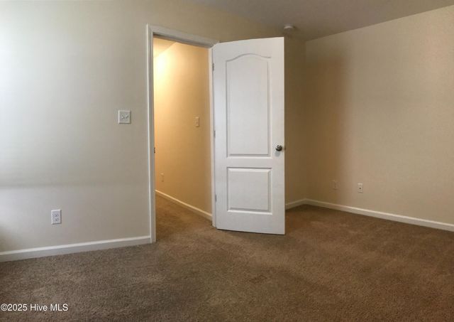 114 Regatta Way, Sneads Ferry, NC 28460