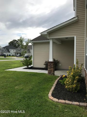 114 Regatta Way, Sneads Ferry, NC 28460