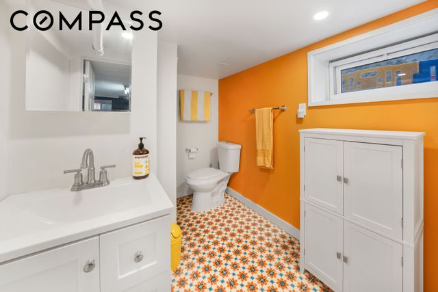 287 E 39th Street, New York City, NY 11203