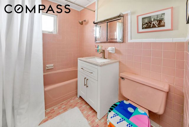 287 E 39th Street, New York City, NY 11203
