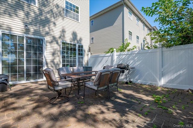 56 Heron Lane 393, Bronx, NY 10473