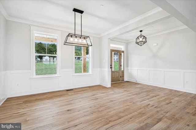17542 MOUNTAIN TOP RD, Cascade, MD 21719