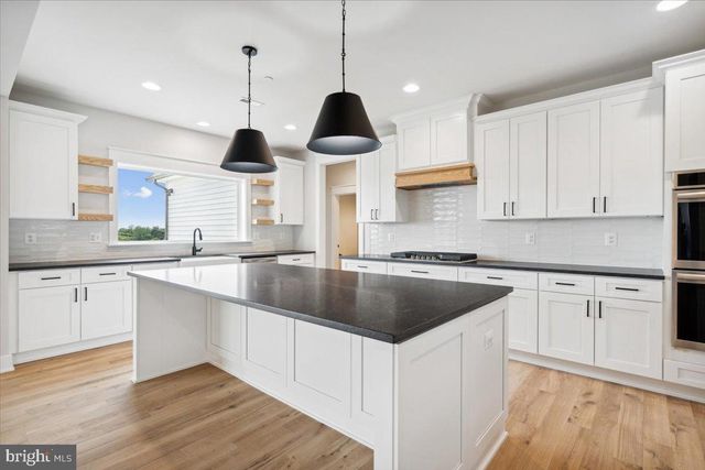 17542 MOUNTAIN TOP RD, Cascade, MD 21719