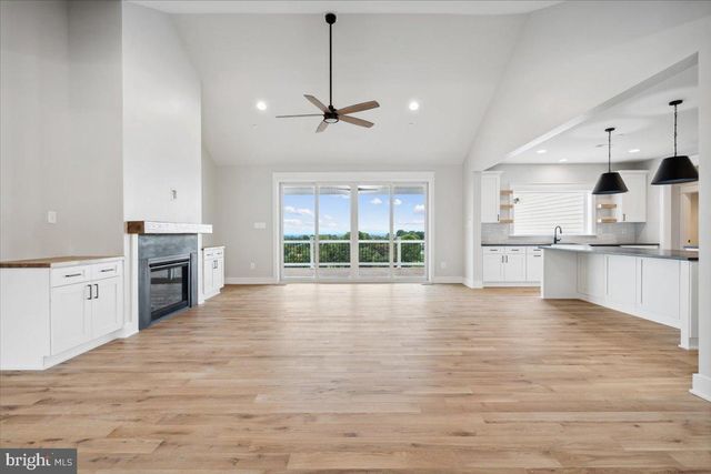 17542 MOUNTAIN TOP RD, Cascade, MD 21719