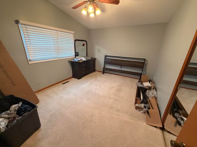 1325 W 75th Place, Merrillville, IN 46410