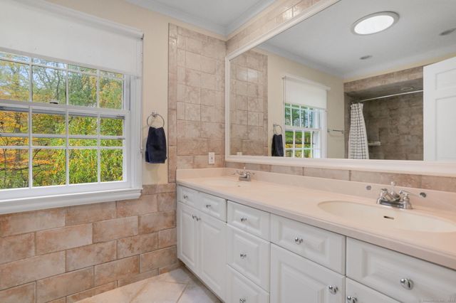 31 White Birch Road, Weston, CT 06883