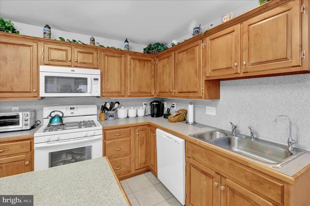 110 S CACOOSING DR, Reading, PA 19608