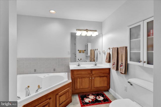 110 S CACOOSING DR, Reading, PA 19608