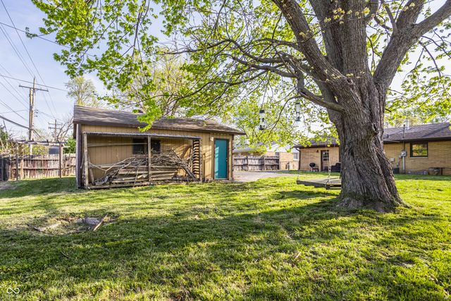 654 Sunset Boulevard, Greenwood, IN 46142