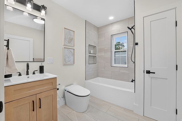 64 Nelson St 1, Boston, MA 02124