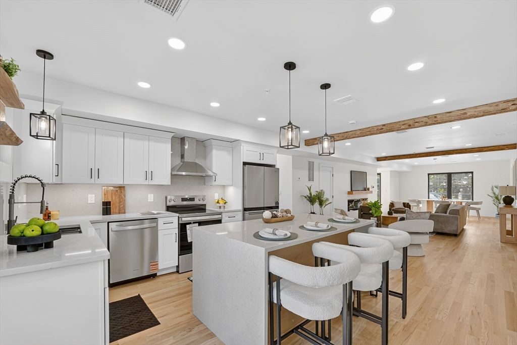 64 Nelson St 1, Boston, MA 02124