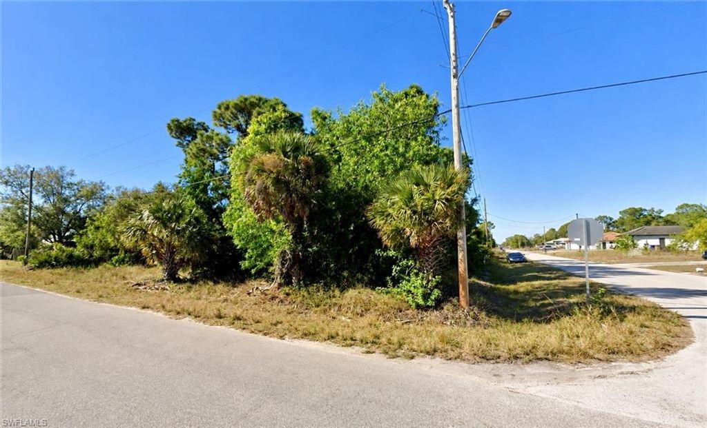 3401 24th ST SW, LEHIGH ACRES, FL 33976 — photo 2