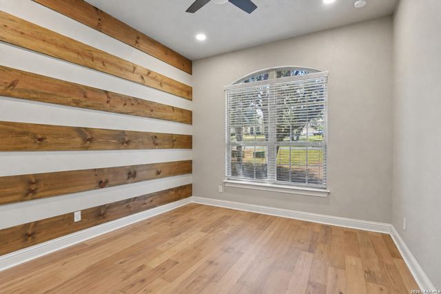 922 Santa Cruz Ln, New Braunfels, TX 78132