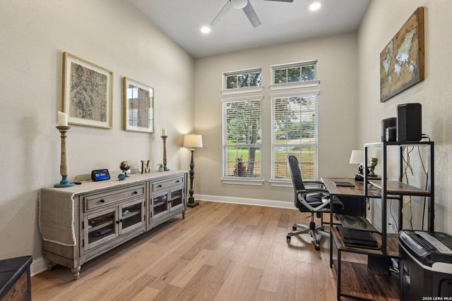 922 Santa Cruz Ln, New Braunfels, TX 78132