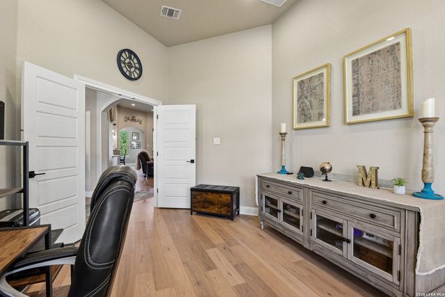 922 Santa Cruz Ln, New Braunfels, TX 78132