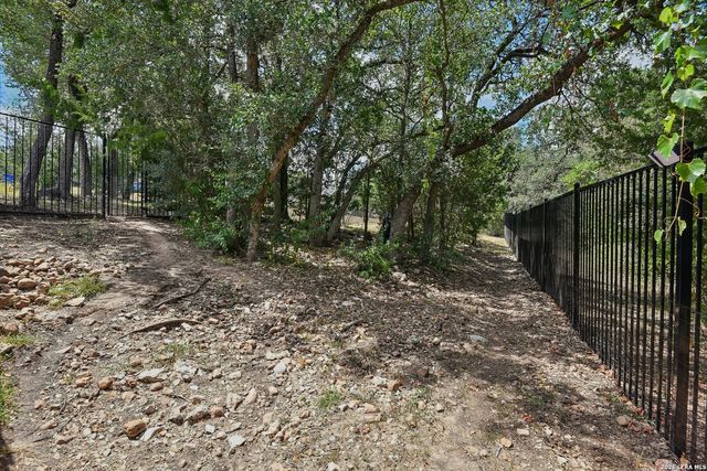 922 Santa Cruz Ln, New Braunfels, TX 78132