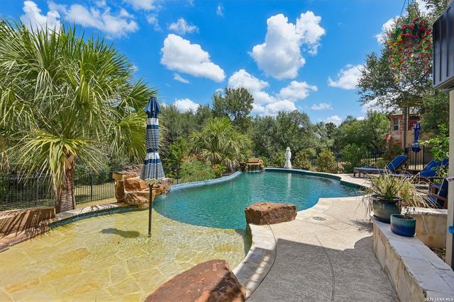 922 Santa Cruz Ln, New Braunfels, TX 78132