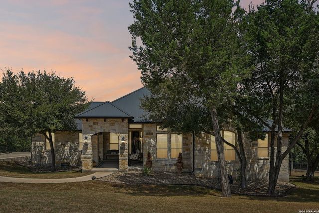 922 Santa Cruz Ln, New Braunfels, TX 78132