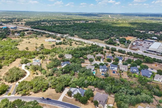 922 Santa Cruz Ln, New Braunfels, TX 78132