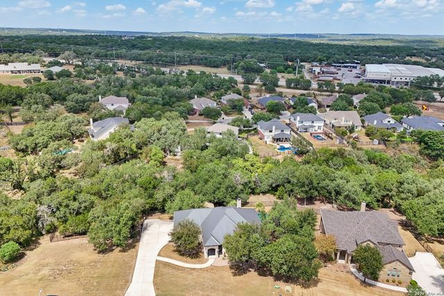 922 Santa Cruz Ln, New Braunfels, TX 78132