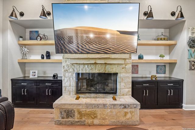 922 Santa Cruz Ln, New Braunfels, TX 78132