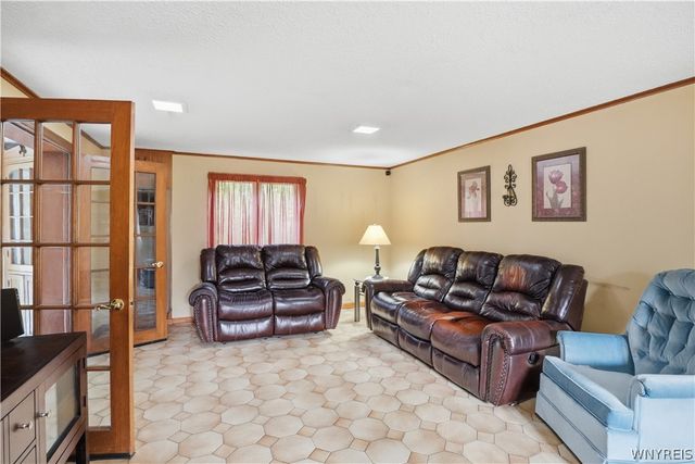 400 Ayer Road, Amherst, NY 14221