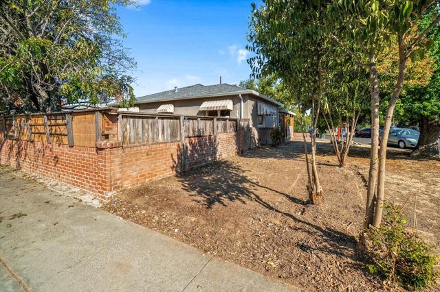6008 Vista Ave, Sacramento, CA 95824