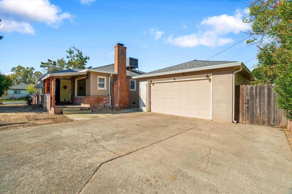 6008 Vista Ave, Sacramento, CA 95824