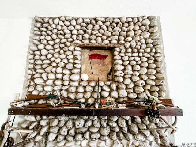 329 Fort Clark Rd, Brackettville, TX 78832