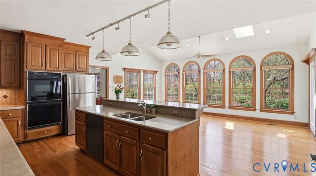 2560 Chartstone Dr, Midlothian, VA 23113