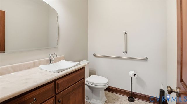 2560 Chartstone Dr, Midlothian, VA 23113