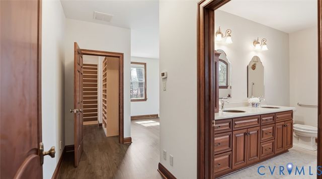 2560 Chartstone Dr, Midlothian, VA 23113