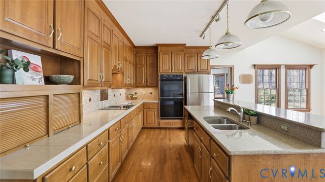 2560 Chartstone Dr, Midlothian, VA 23113