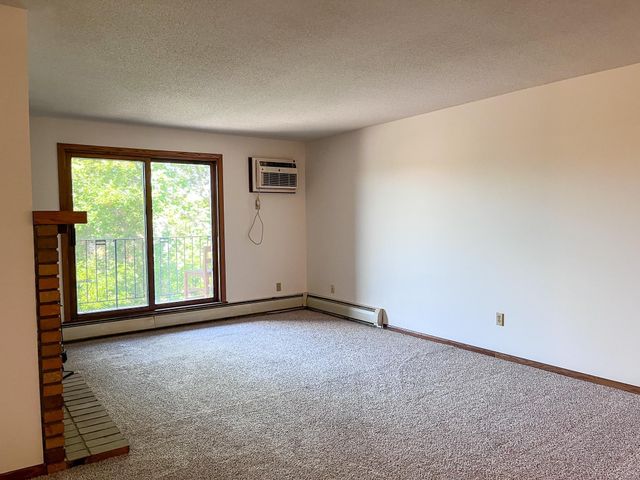 1000 41st Avenue NE 316, Columbia Heights, MN 55421