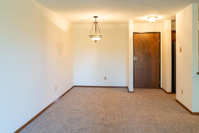 1000 41st Avenue NE 316, Columbia Heights, MN 55421
