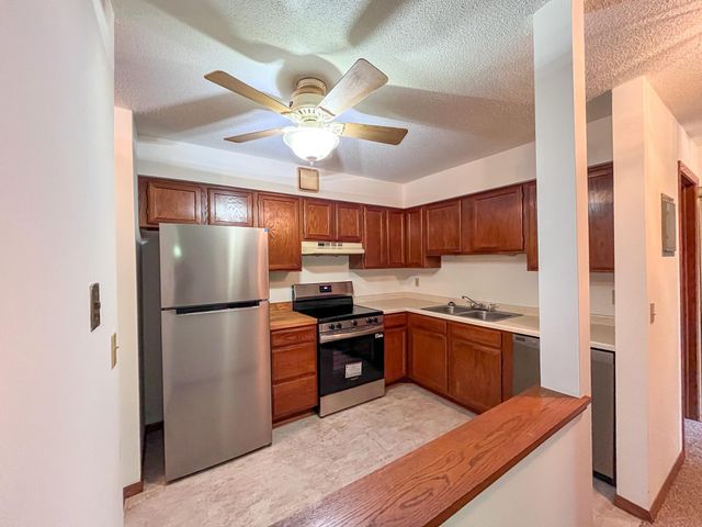 1000 41st Avenue NE 316, Columbia Heights, MN 55421