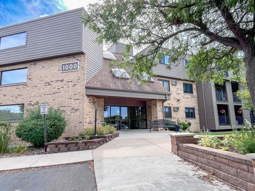 1000 41st Avenue NE 316, Columbia Heights, MN 55421