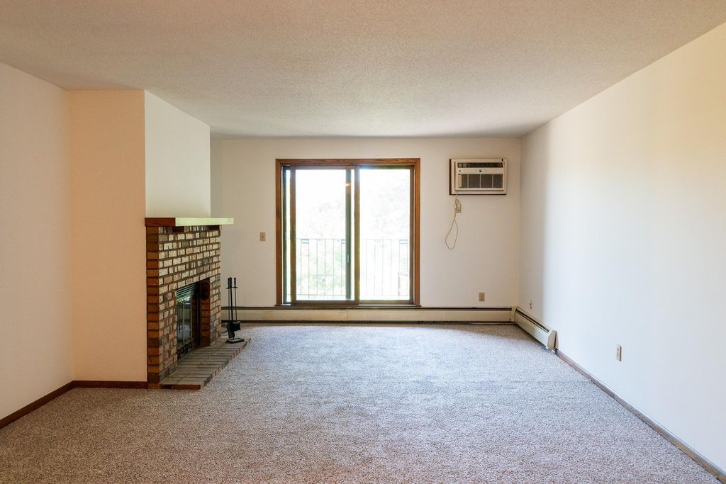 1000 41st Avenue NE 316, Columbia Heights, MN 55421 — photo 3