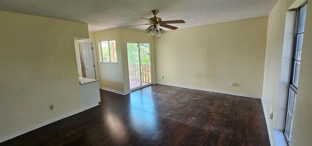 5002 Ripple Creek Drive, Baytown, TX 77521