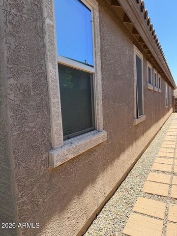 496 E RED MESA Trail, San Tan Valley, AZ 85143