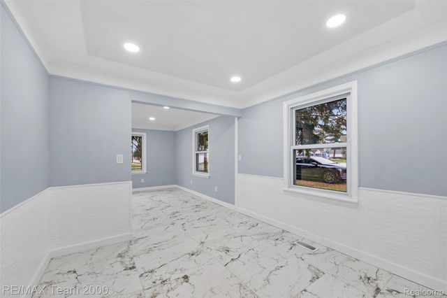 33101 Donnelly Street, Garden City, MI 48135