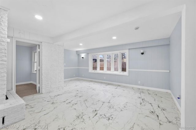 33101 Donnelly Street, Garden City, MI 48135